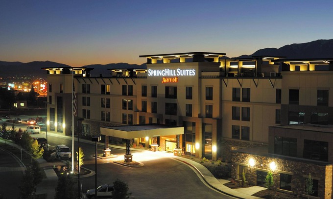 Logan Hotel | SpringHill Suites by Marriott Logan