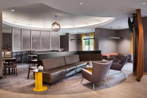 East Syracuse Hotel | SpringHill Suites by Marriott Syracuse Carrier Circle