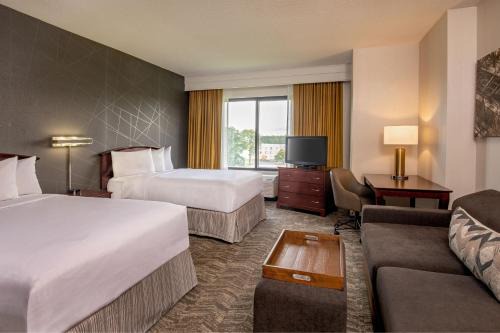 Norfolk - Virginia Beach Hotel | SpringHill Suites by Marriott Norfolk Virginia Beach