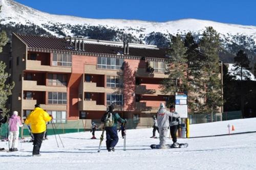 Copper Mountain Village Apartment | Spruce Lodge