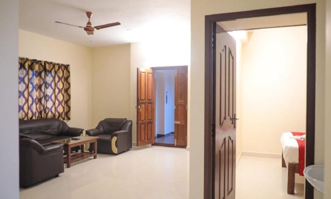 Kalapettai Hotel | SRV Residency