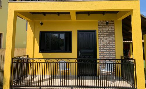 Alto Ribeirao Leste Apartment | Stúdio Amarelo