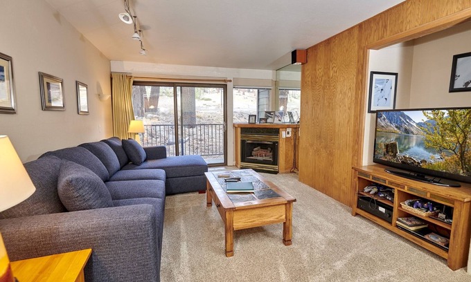 Mammoth Lakes Condo | St Anton Condos #37 (1-Bedroom) with Pool by RedAwning