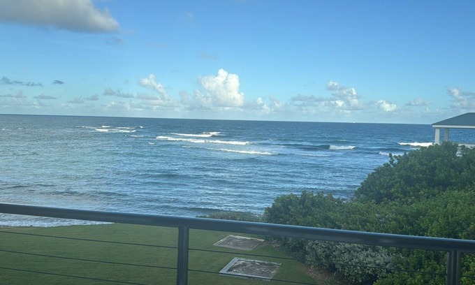 Upper Prince's Quarter Resort | St.Maarten Dawn Beach oceanfront 3-bed Condo