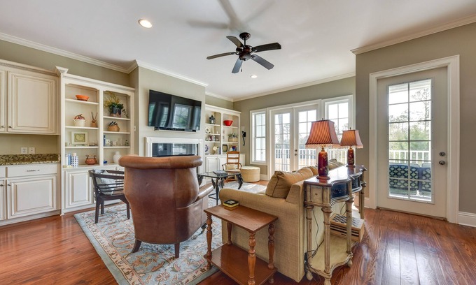 St. Marys House | St Marys Townhome w/Community Hot Tub & Boat Dock