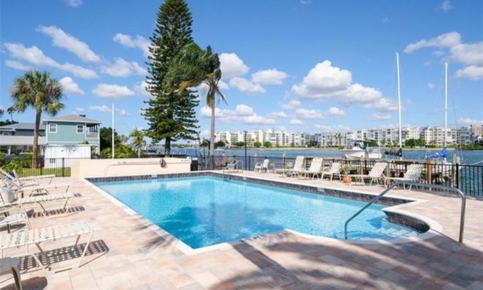 St. Pete Beach Condo | St. Pete Beach Getaway!