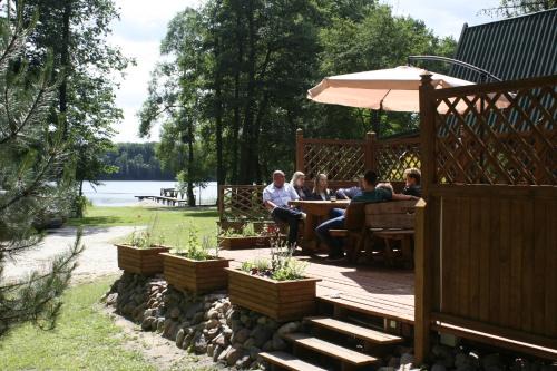 gmina Gardeja Bed & Breakfast | Stajnia Sarnówek Nad Jeziorem Różany
