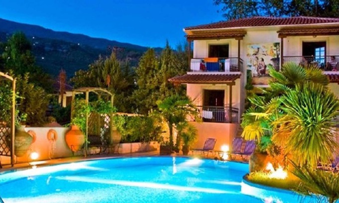 Kala Nera House | Standard studio ground/first floor for 2 adults+1 child - pool view #6/9