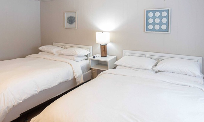 Indian River Apartment | Star Gate Room 3 Indian River, MI