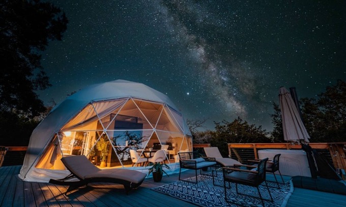 Fredericksburg House | Stars*Hottub*Wineries*Secluded*Romantic*Frederick