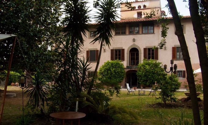 Avane Apartment | Stay, think and relax. 15' drive from Pisa, Lucca and the beach. Classic layout