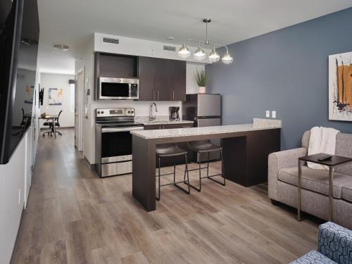 Auburn Hotel | stayAPT Suites Auburn
