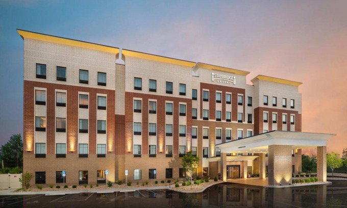 Florence Hotel | Staybridge Suites Florence - Cincinnati South by IHG