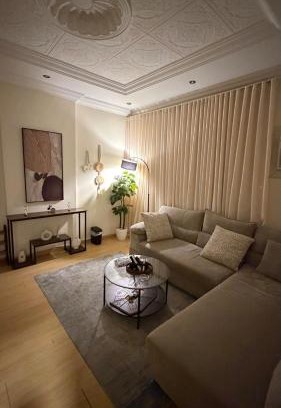 Sari Street Apartment | STAYLy