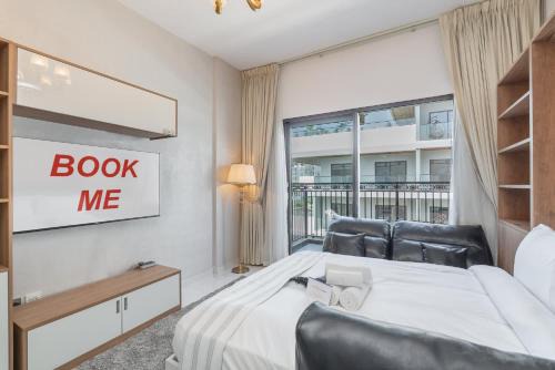 Al Barsha Apartment | StayShort - An Oasis Studio that is Home Away from Home