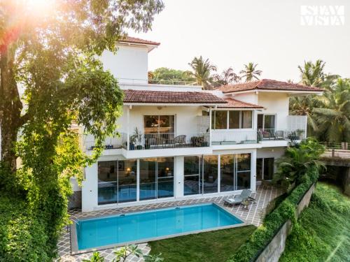 Mandrem Villa | StayVista at Villa Magnifica - Private Pool, Wi-Fi