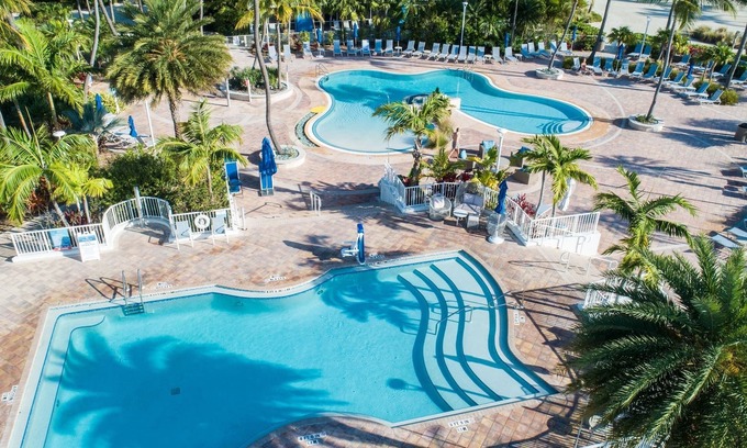 Islamorada House | Steps Away from Coral Bay Marina! Pool, Beachfront, Free Parking, Pets Allowed