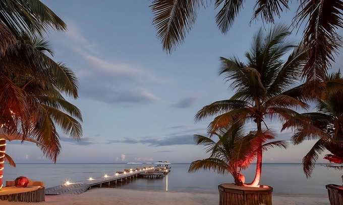 San Pedro Apartment | Steps Away from the Beach! 2 Relaxing Units, Close to Hol Chan Marine Reserve!