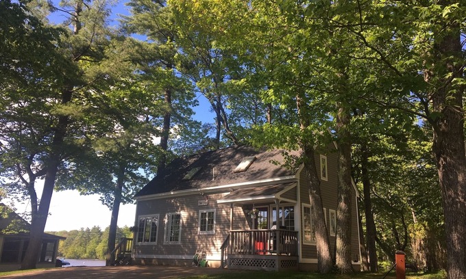 South Casco House | Steps from the beach on Sebago Lake Basin