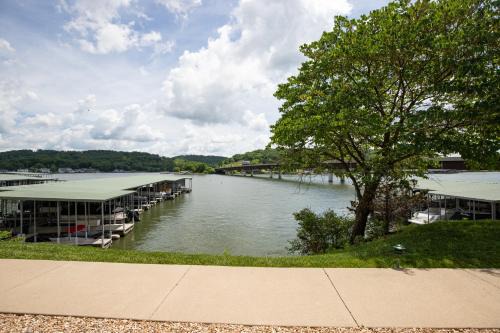 Camdenton House | Steps to Water, Serene View, Updated Condo Family Fun w/3 Pools in Camdenton