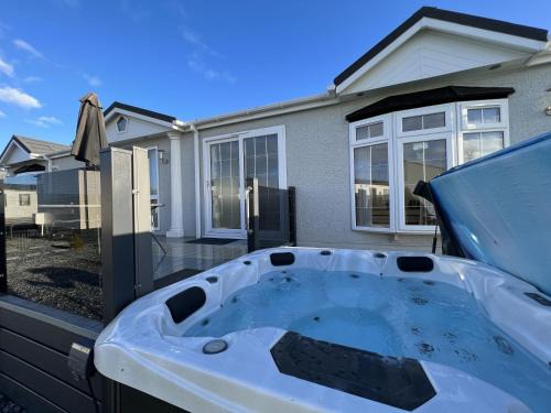 St. Andrews House | Stewarts Resort Lodge 4