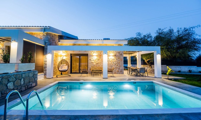Nidri Villa | Stone and Sea Villas