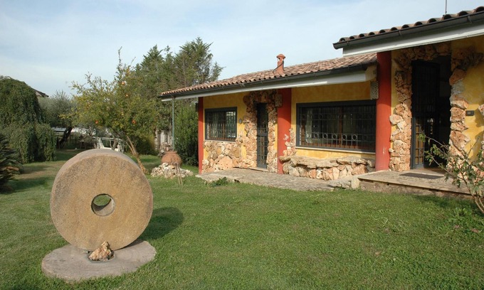 Fiano Romano House | Stone House 1. Garden house near Rome. Ground floor.