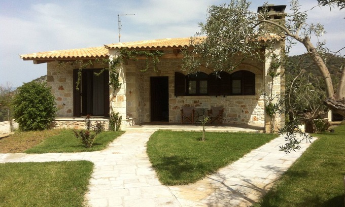 Phocis Region House | STONE HOUSE HAS BEEN AT THE BEACH