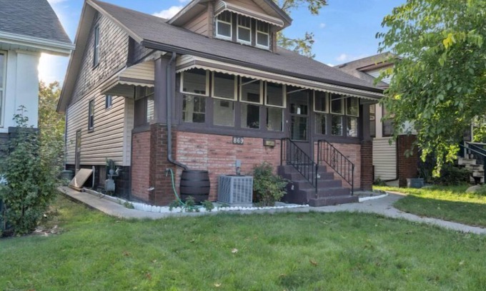 Bridgeview House | Story and a Half
