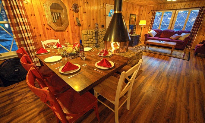 Twin Peaks Hotel | Storybook Cottage - Family | Pets | Storybook Themed | Ponds & Streams