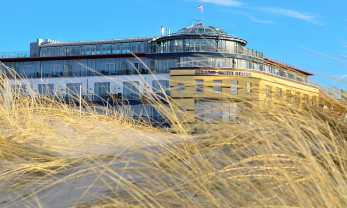 Warnemuende Hotel | Strand-Hotel Hübner