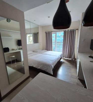 Depok Apartment | Studentpark Apartment by Jia Room