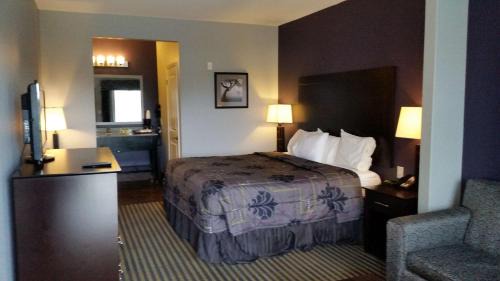 Beeville Hotel | Studio 6-Beeville, TX