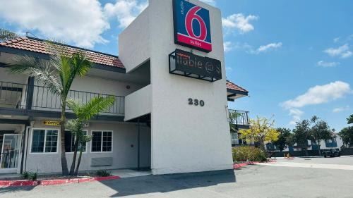 San Ysidro Hotel | Studio 6 Suites San Ysidro CA San Diego South Bay