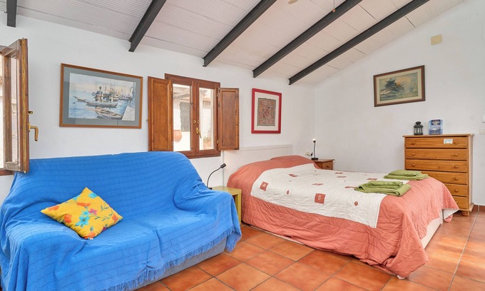 Rubite Apartment | Studio Apartment 'Cortijo Grande' with Mountain View, Shared Pool and Wi-Fi