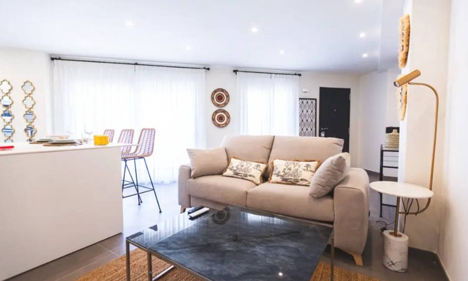 Distrito Sur Apartment | Studio Apartment 'Flores De Cordoba 5 Jazmin' with Wi-Fi and Air Conditioning