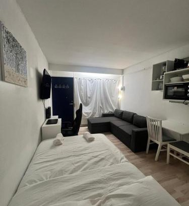 Tarnby Apartment | Studio Apartment in Airport Area