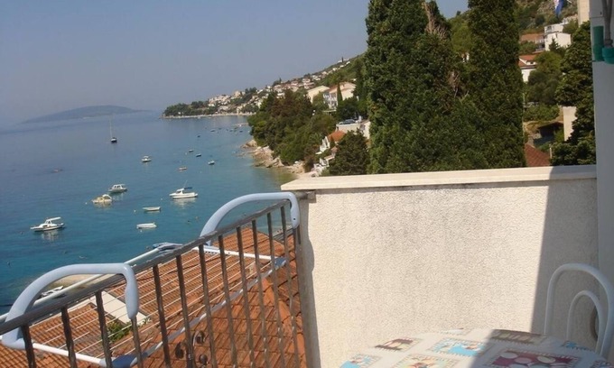 Brist Apartment | Studio apartment in Brist with Seaview, Balcony, Air condition, WIFI (4333-1)
