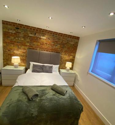 Banstead Apartment | Studio apartment near Sutton, Croydon