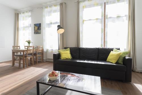 Neukoelln Apartment | Studio Apartment Niemetzstr 51