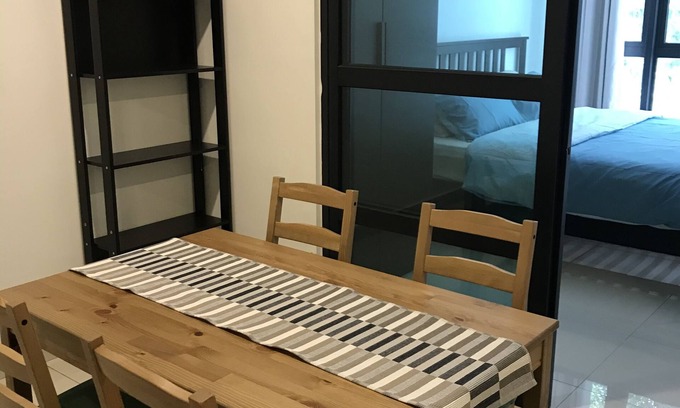 Ara Damansara Apartment | Studio @ Ara Damansara Wi-Fi Smart TV