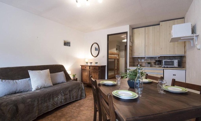 Saint-Lary-Soulan Apartment | Studio avec Parking Privé près du Centre, Navette & Téléphérique - FR-1-296-170