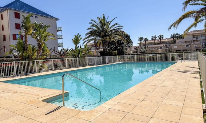 Le Lavandou Apartment | Studio cabine 4 personnes,copropriété avec Piscine