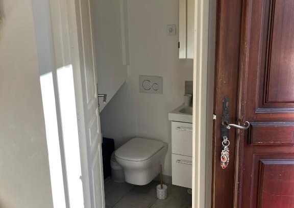 Villeneuve-les-Avignon Apartment | Studio coeur de Villeneuve