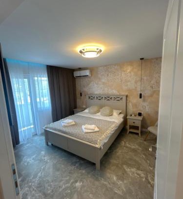 Curtea De Arges Apartment | Studio Ermanos