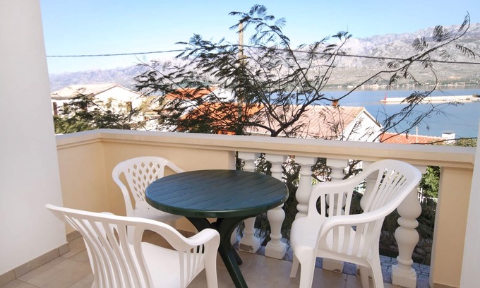 Vinjerac Apartment | Studio flat with terrace and sea view Vinjerac, Zadar (AS-3248-d)