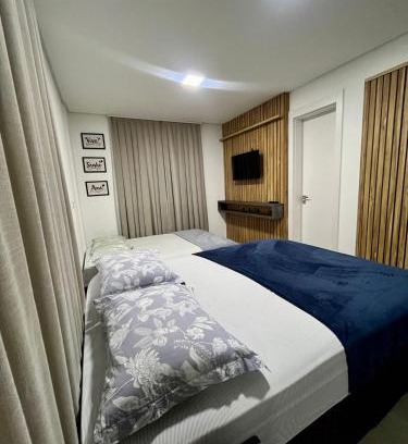 Velha Apartment | Studio Moderno passos da Vila Germânica