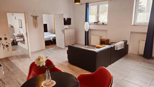 Zielona Gora Apartment | Studio Red Kot