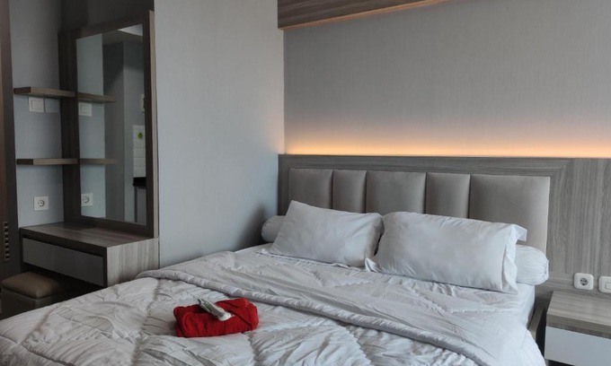 Pekayon Jaya Apartment | Studio standard A by DA Room