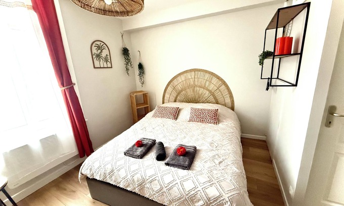Saint-Omer Apartment | Studio Sunshine